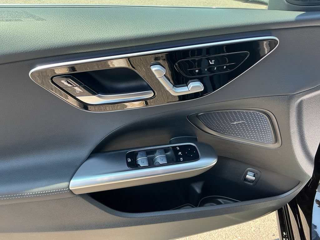New 2026 Mercedes-Benz C 300 4MATIC Sedan image 15