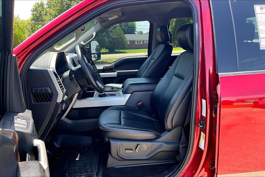 Used 2018 Ford F150 Lariat w/ Equipment Group 502A Luxury AWD/4WD image 22