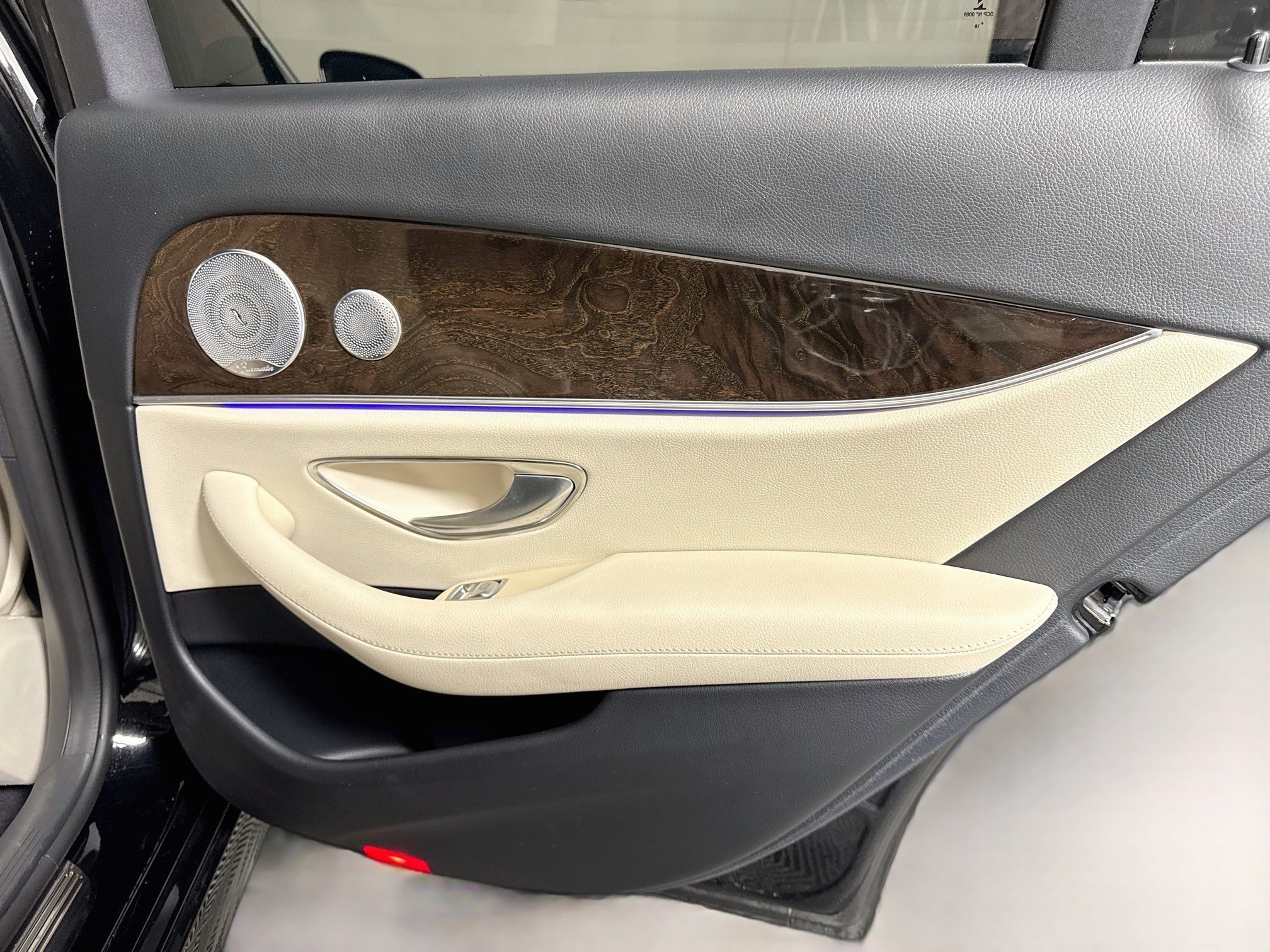 Used 2019 Mercedes-Benz E 300 w/ Premium 1 Package image 28