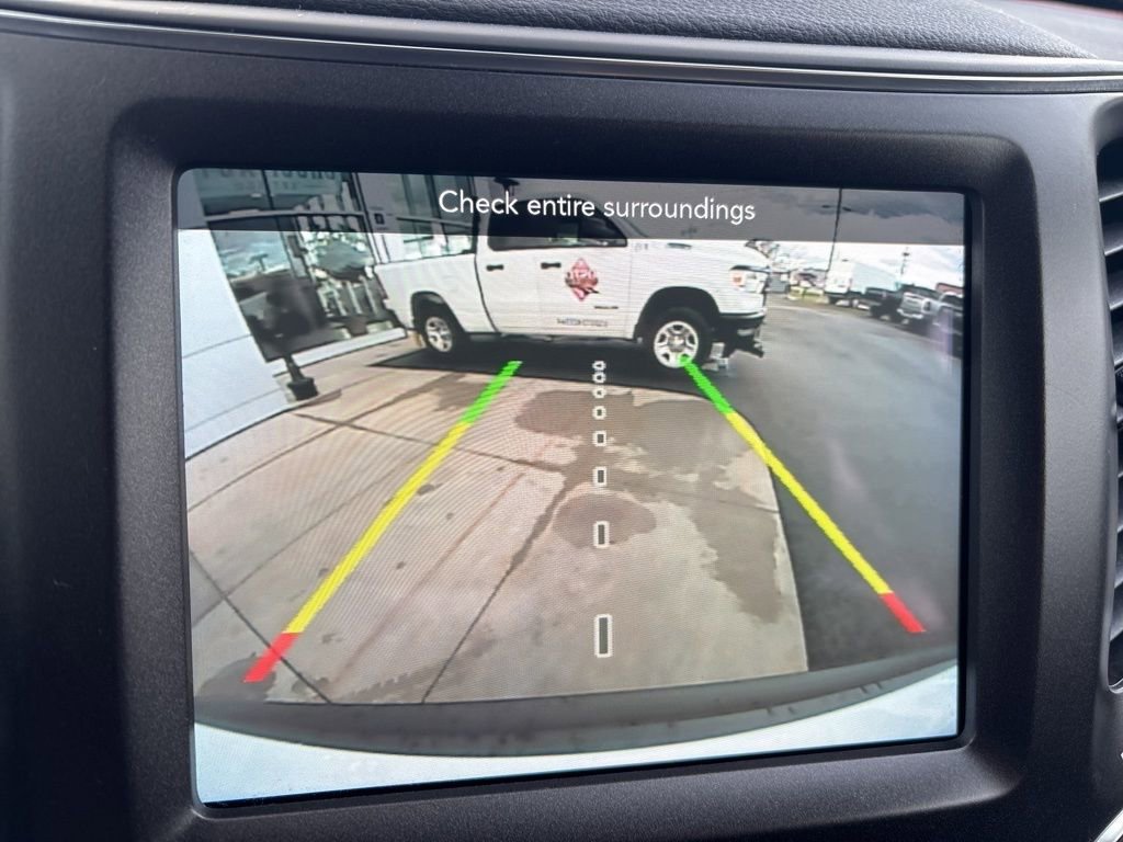 Used 2022 Jeep Cherokee Trailhawk w/ Comfort/Convenience Group AWD/4WD image 30