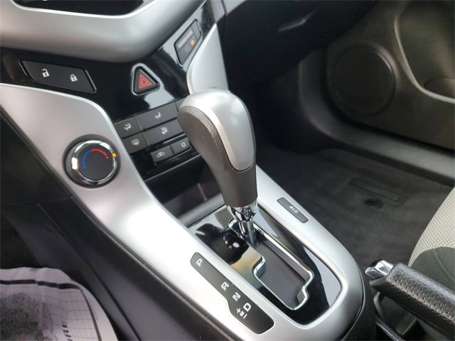 Used 2011 Chevrolet Cruze LS image 20