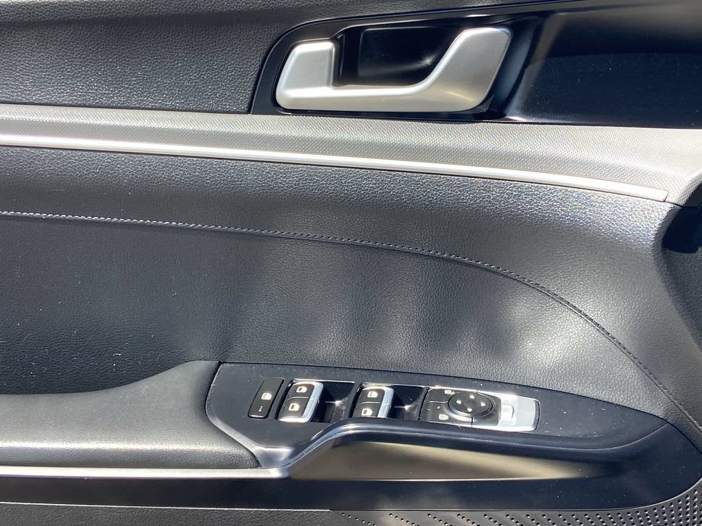 Used 2022 Kia K5 LXS FWD image 18