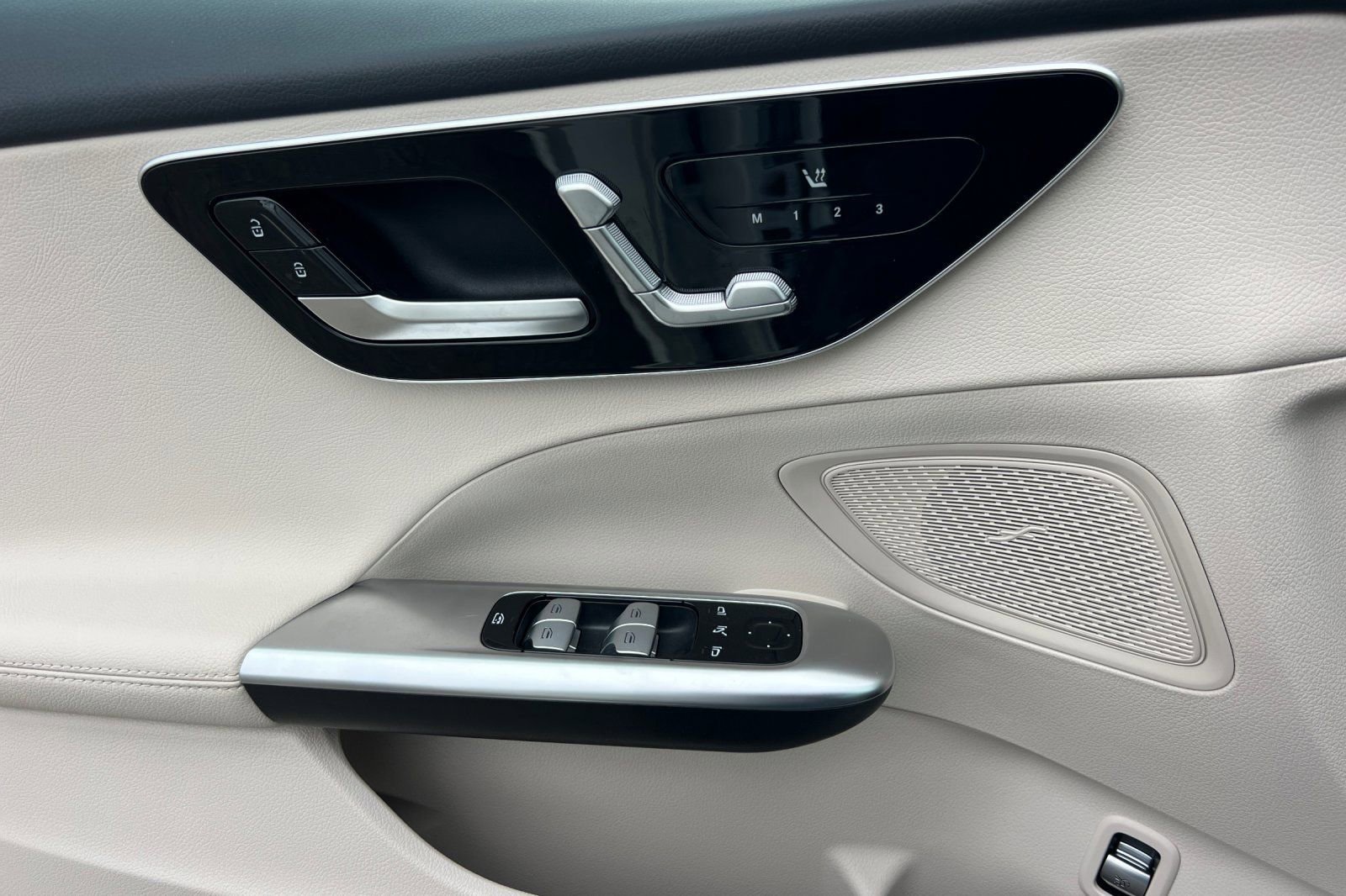 Certified 2024 Mercedes-Benz C 300 4MATIC Sedan image 15