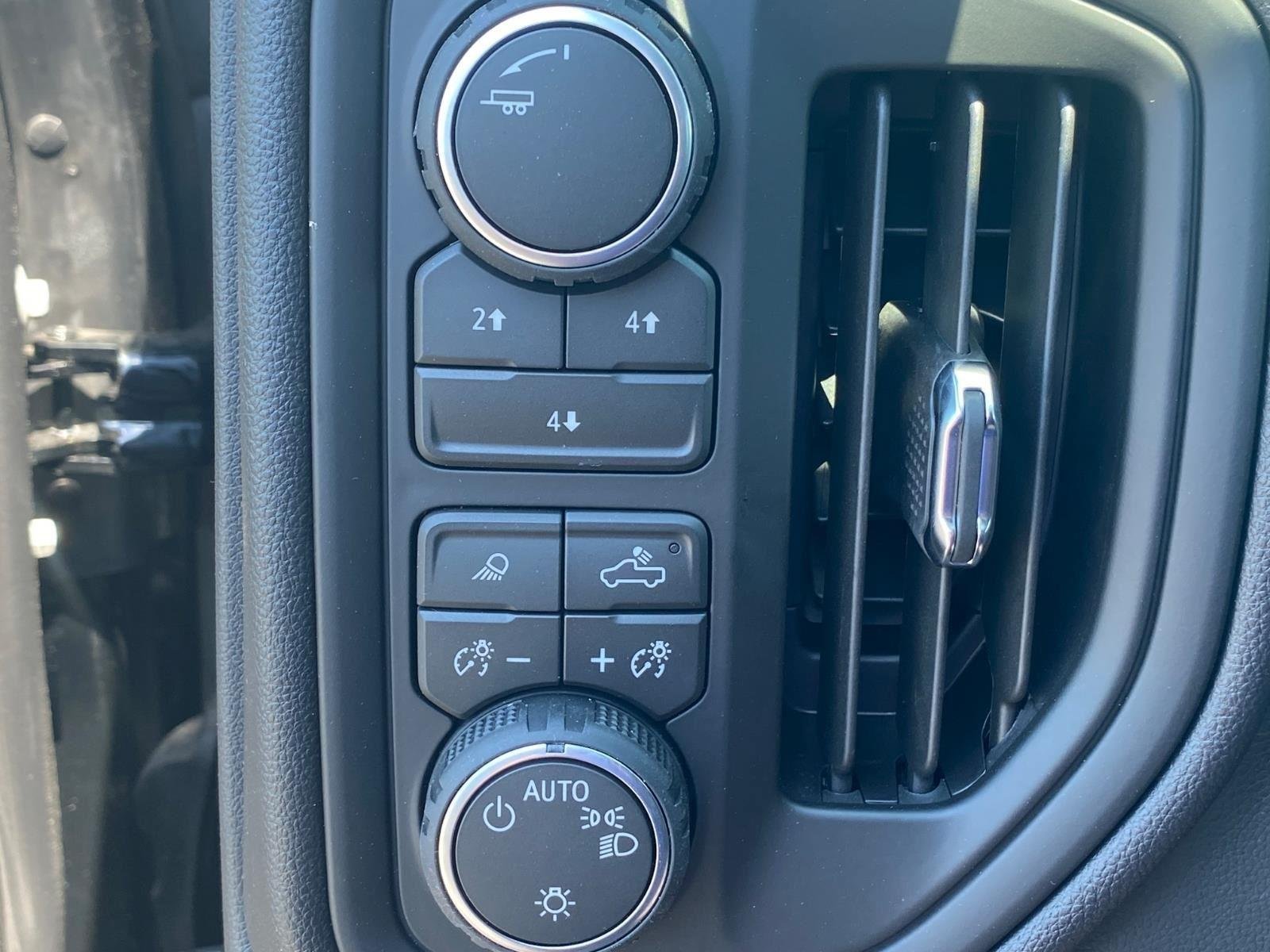 New 2026 Chevrolet Silverado 2500 W/T AWD/4WD image 14