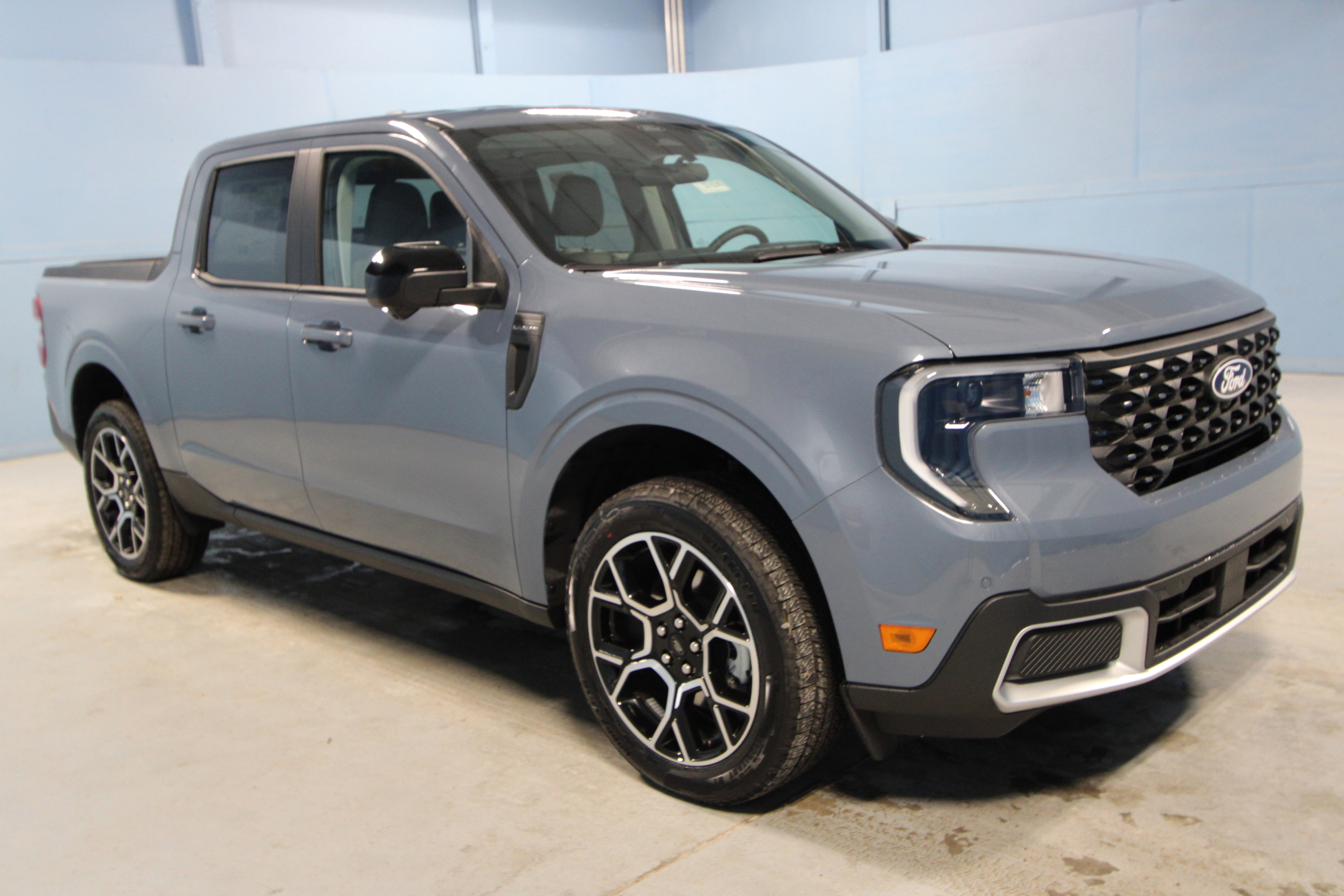 New 2026 Ford Maverick Lariat w/ 4K Tow Package image 1