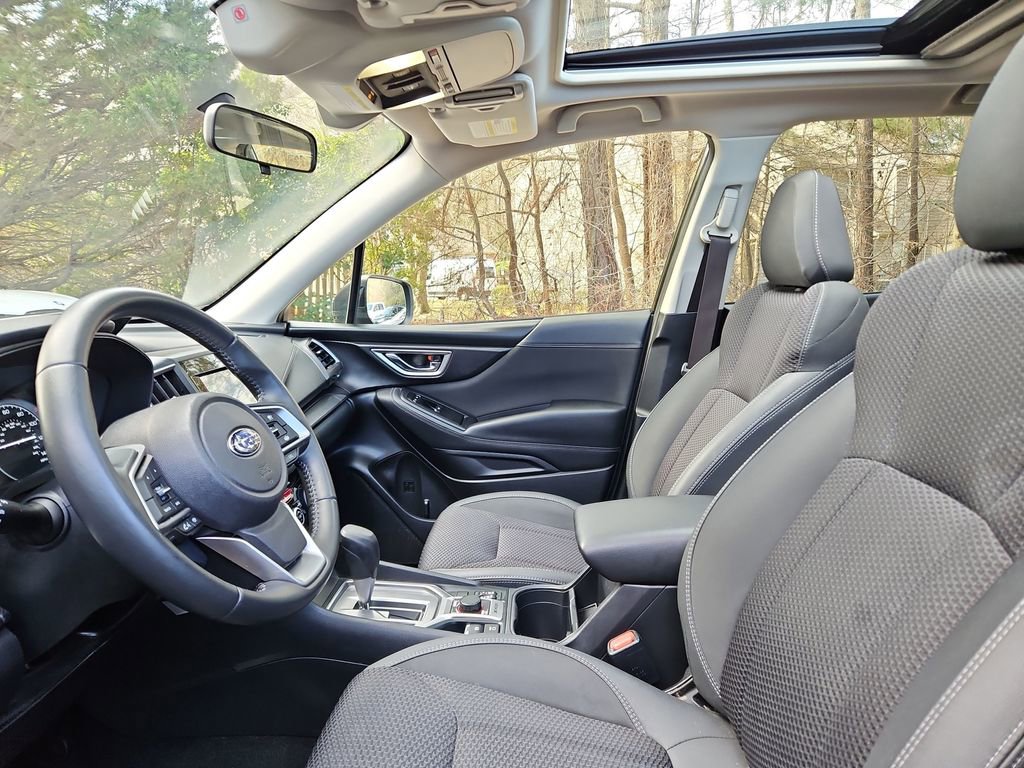 Used 2020 Subaru Forester Premium image 24