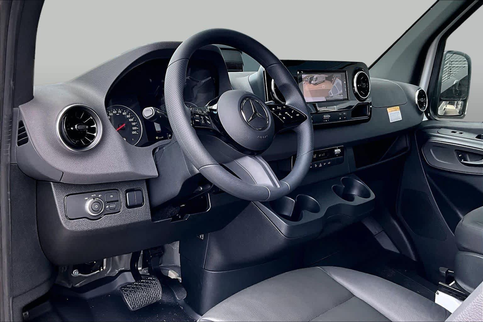 New 2026 Mercedes-Benz Sprinter 2500 image 8