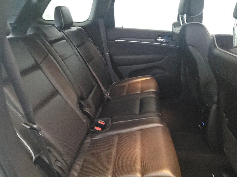 Used 2019 Jeep Grand Cherokee Overland AWD/4WD image 19
