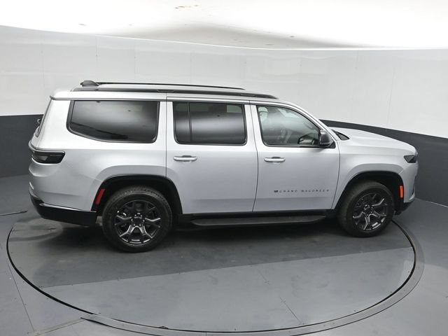 Used 2026 Jeep Grand Wagoneer Limited AWD/4WD image 33