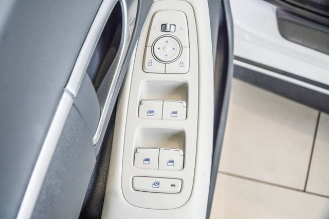 Certified 2025 Hyundai Sonata SE FWD image 34
