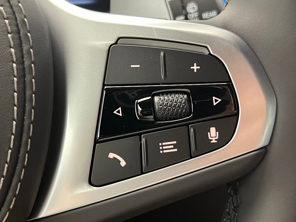 New 2026 BMW X7 xDrive40i w/ M Sport Package image 19