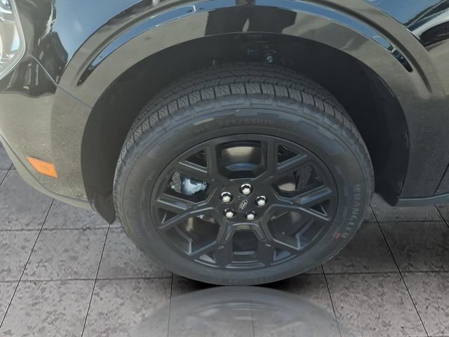 New 2026 Ford Maverick XLT w/ XLT Luxury Package AWD/4WD image 4