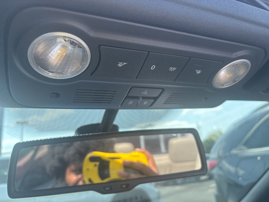 Used 2012 Volkswagen Eos Lux image 12