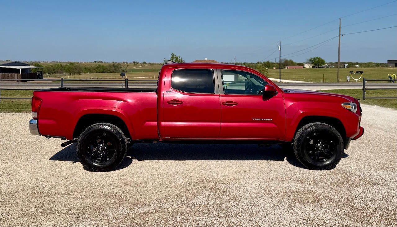 Used 2016 Toyota Tacoma SR5 w/ SR5 Appearance Package (SN) image 6