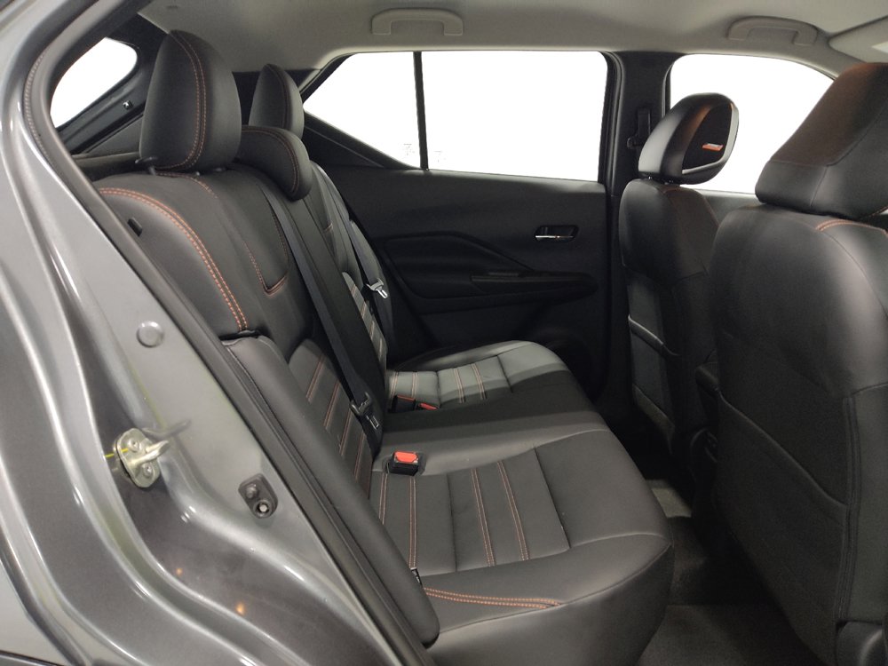 Used 2020 Nissan Kicks SR w/ SR Premium Package image 19