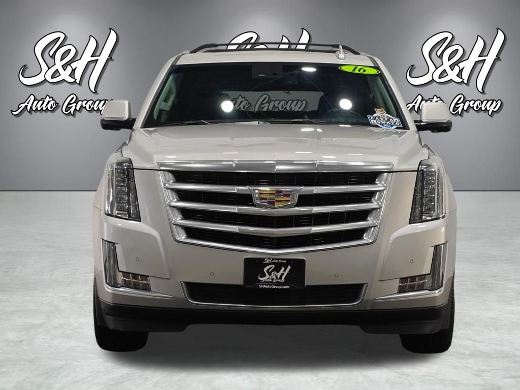 Used 2016 Cadillac Escalade ESV Luxury AWD/4WD image 17