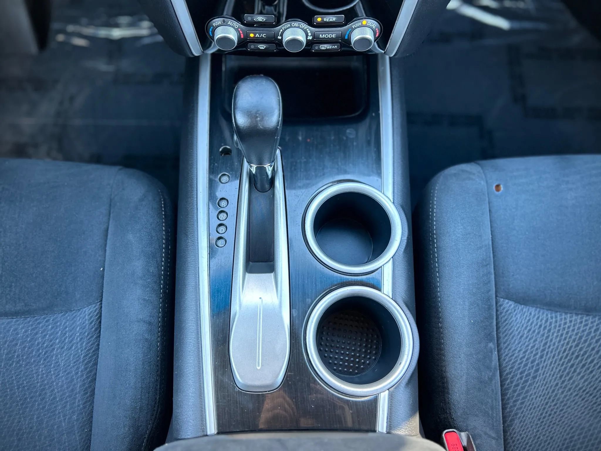 Used 2013 Nissan Pathfinder SV image 13