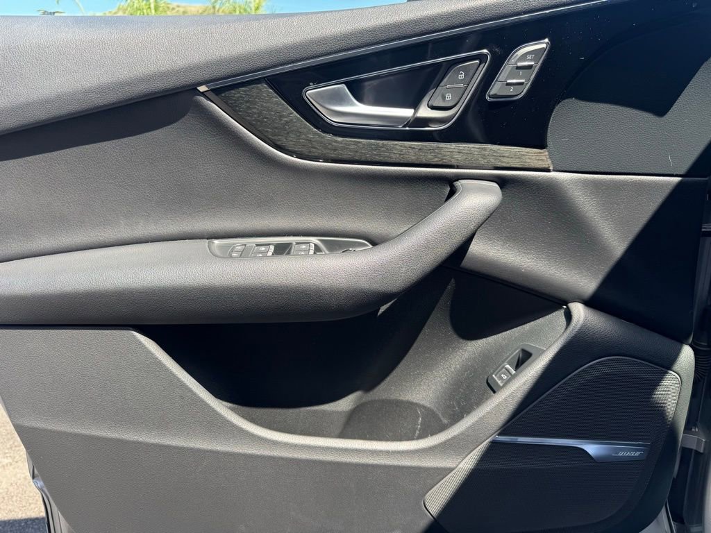 Used 2018 Audi Q7 3.0T Premium Plus w/ Premium Plus Package image 12