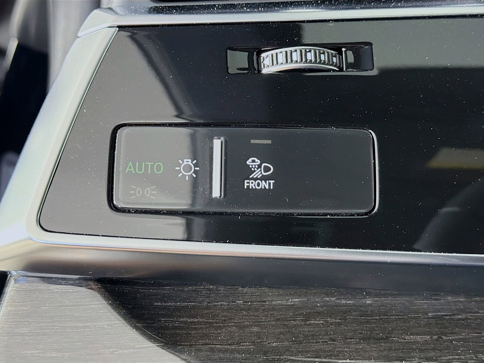 New 2026 Audi Q8 Premium Plus AWD/4WD image 10