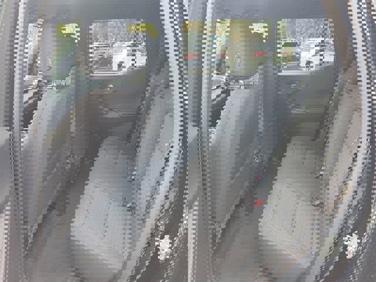 Used 2025 Chevrolet Equinox LT image 9