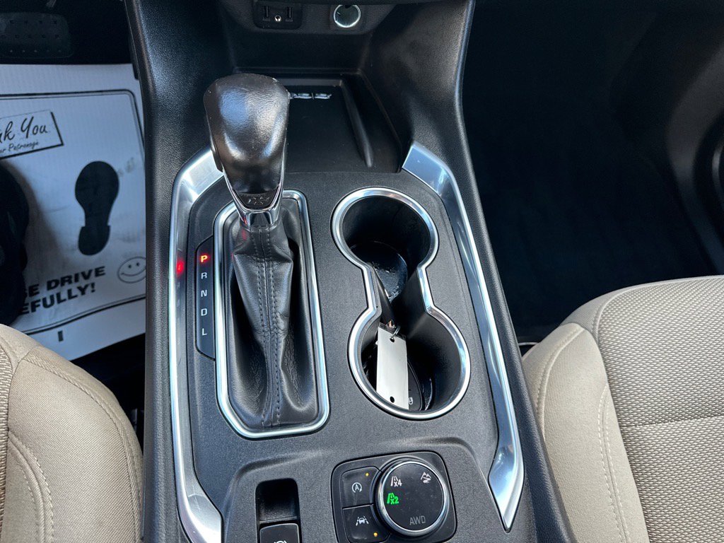 Used 2022 Chevrolet Traverse LT image 27