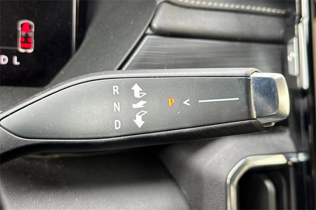 Used 2024 GMC Acadia Elevation image 33