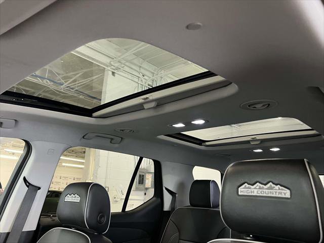 Used 2021 Chevrolet Traverse High Country image 21