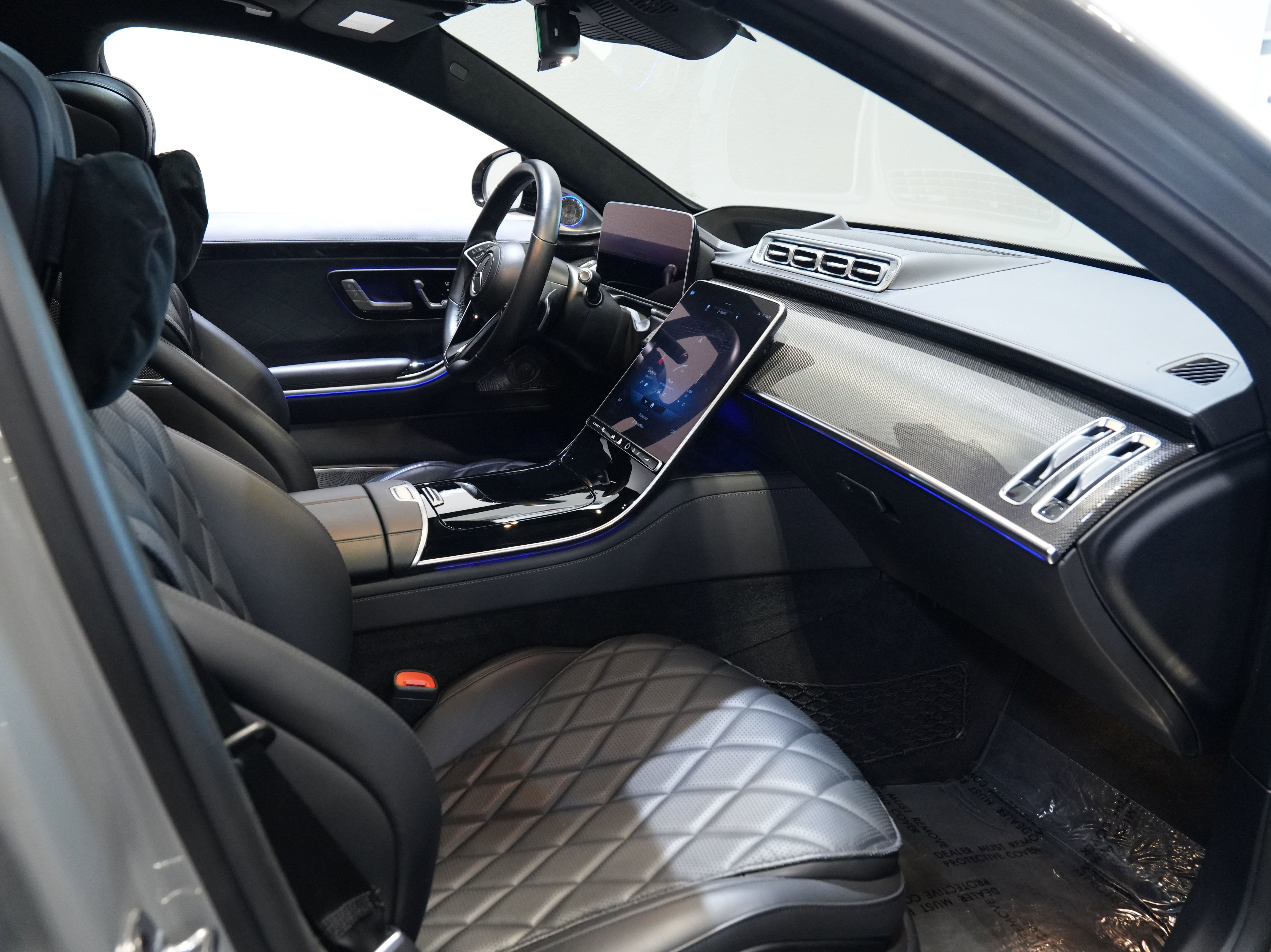 Used 2022 Mercedes-Benz S 580 4MATIC Sedan w/ AMG Line Package image 35