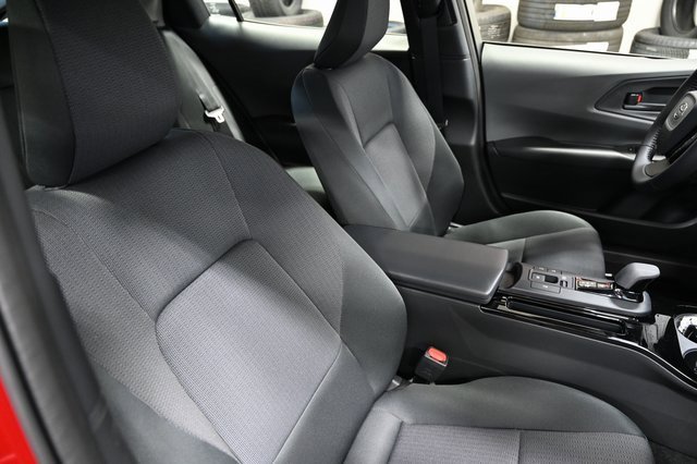 New 2026 Toyota Prius LE image 9