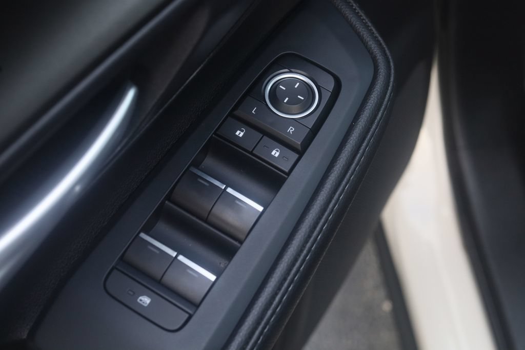 Used 2024 Toyota Grand Highlander AWD image 29