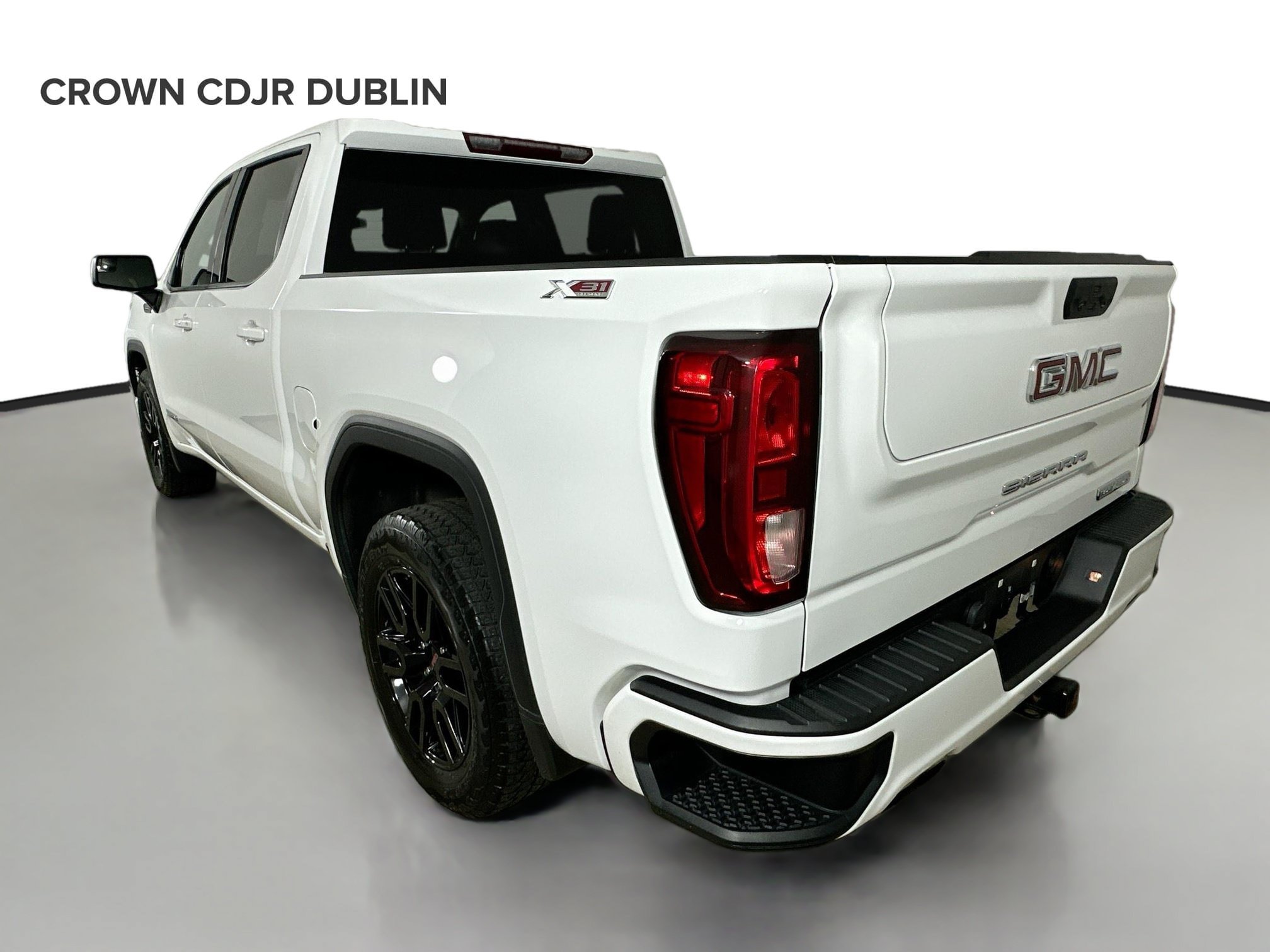 Used 2023 GMC Sierra 1500 Elevation AWD/4WD image 8