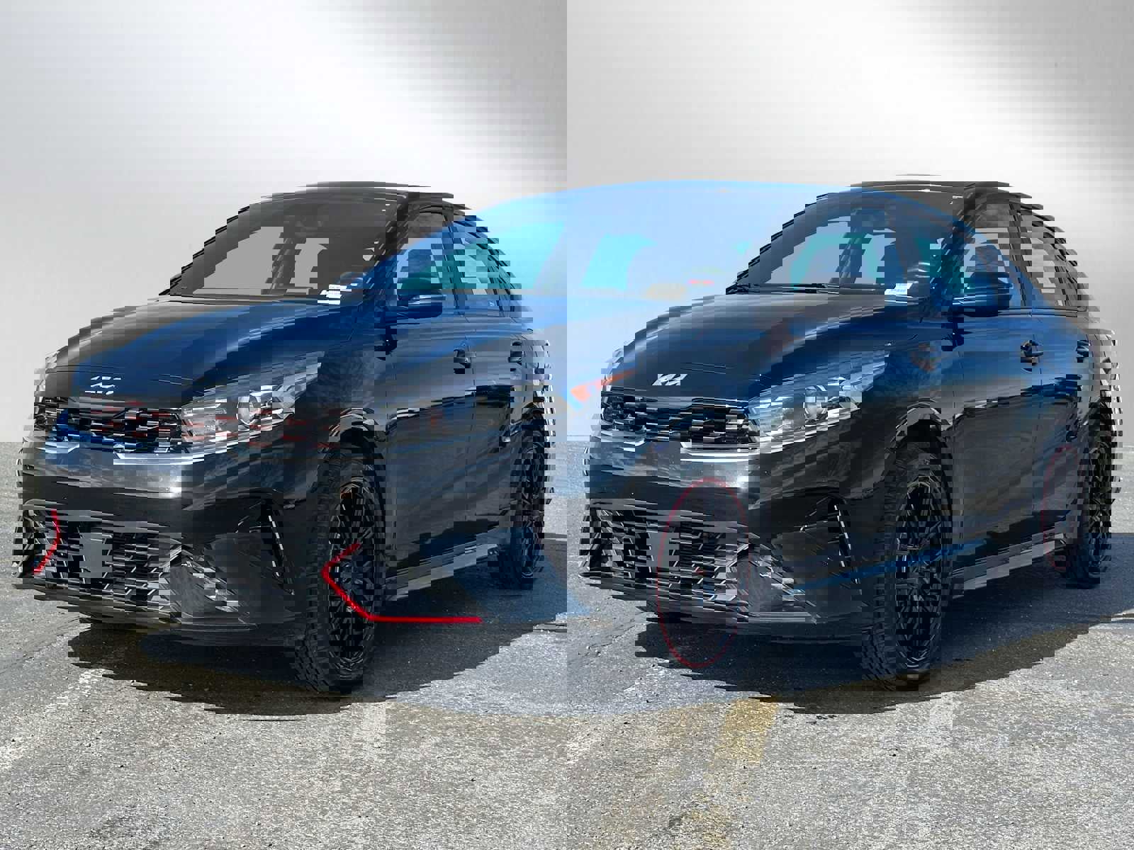 Used 2023 Kia Forte GT-Line w/ GT-Line Premium Package image 3