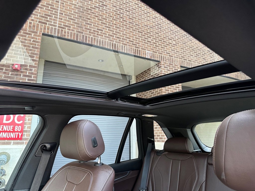 Used 2018 BMW X5 xDrive40e image 9