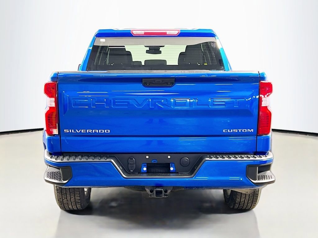 Used 2023 Chevrolet Silverado 1500 Custom image 6