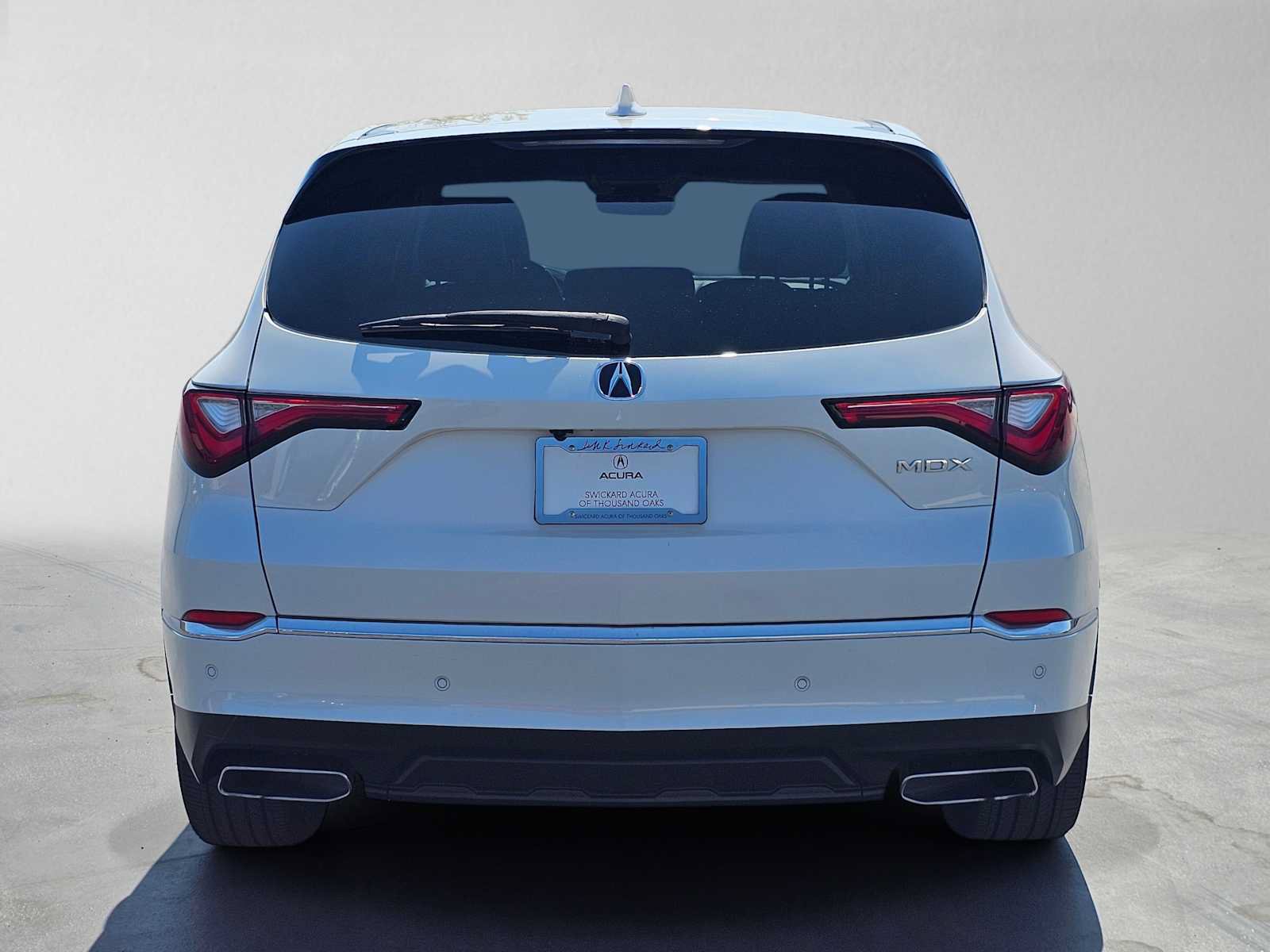 Certified 2023 Acura MDX w/ Technology Package FWD image 4