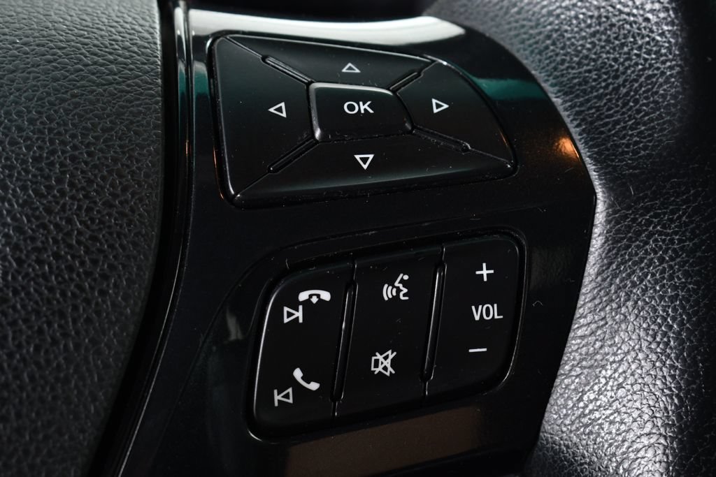 Used 2016 Ford Explorer XLT w/ Equipment Group 202A AWD/4WD image 34