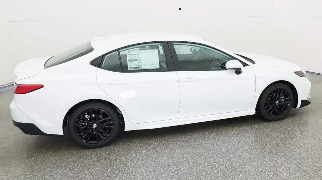 New 2026 Toyota Camry SE FWD image 10