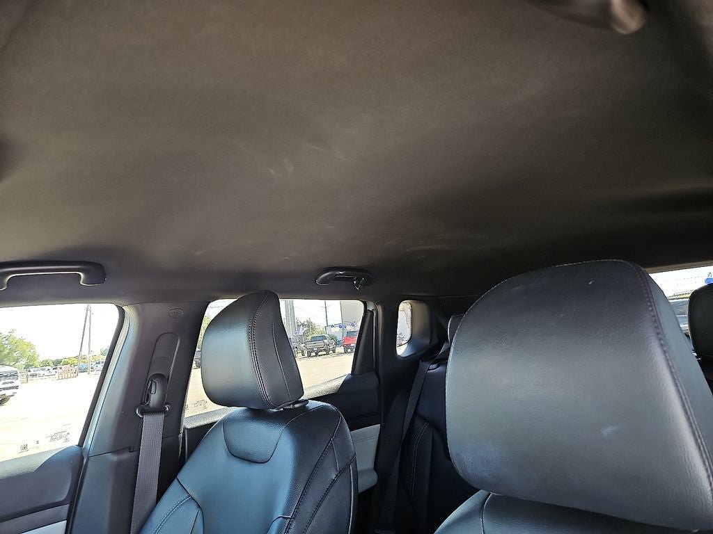 Used 2025 Jeep Compass Limited AWD/4WD image 22