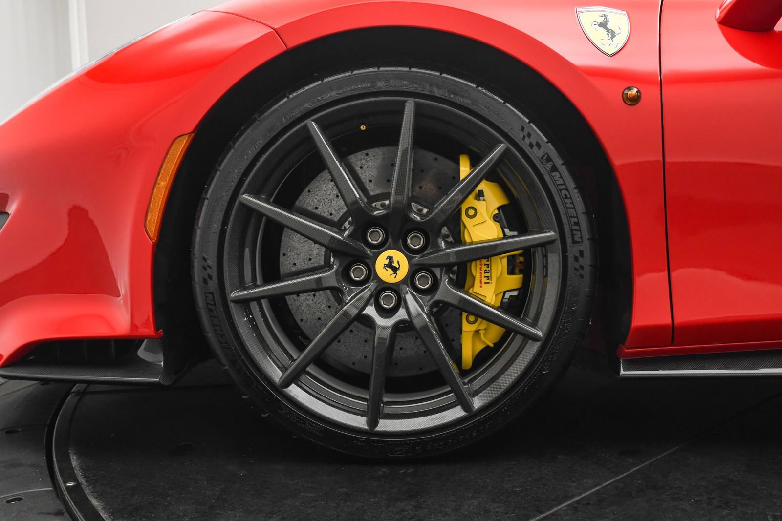 Used 2020 Ferrari 488 Pista Coupe RWD image 23