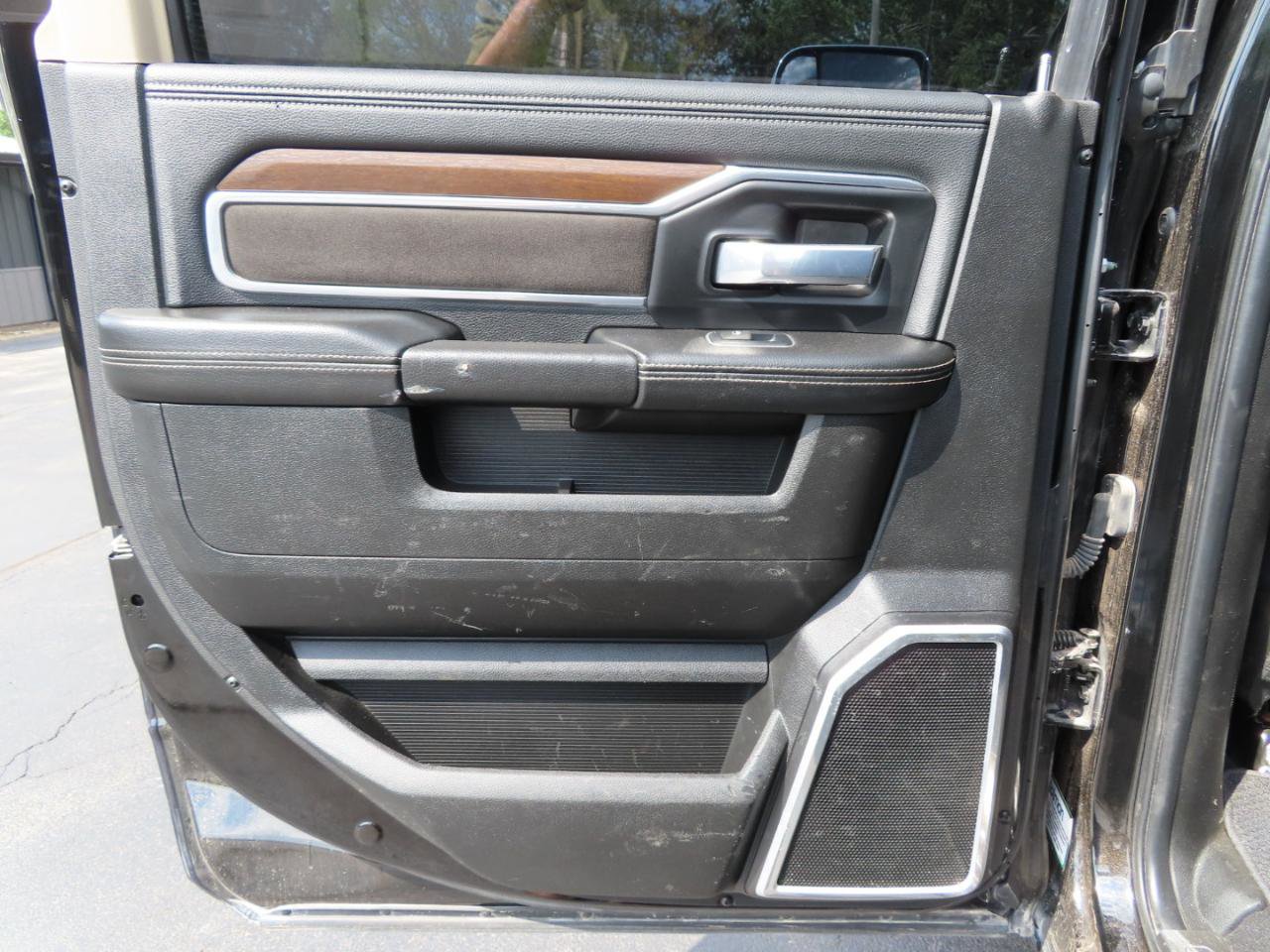Used 2022 RAM 2500 Laramie AWD/4WD image 33