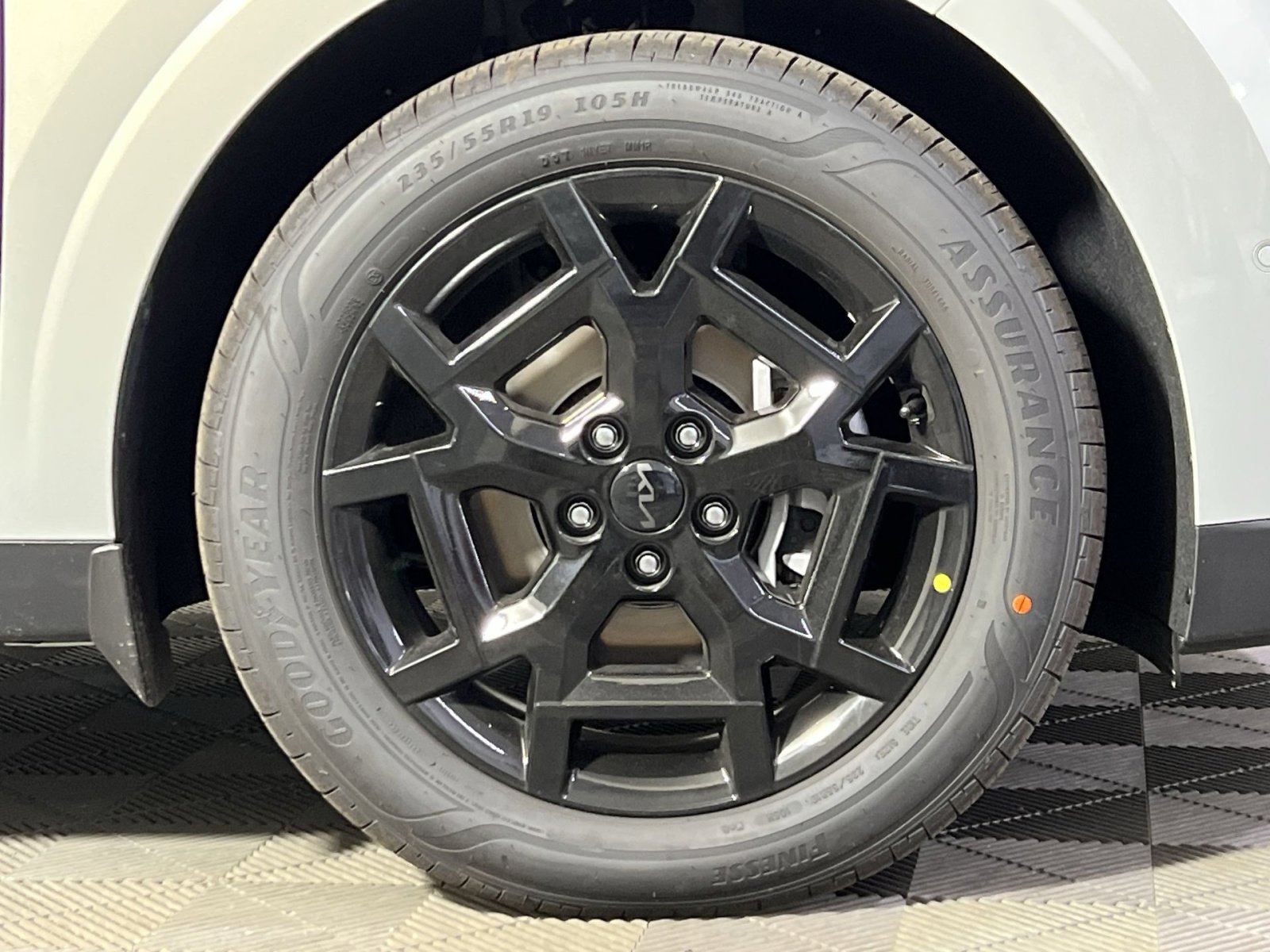 New 2026 Kia Carnival SX w/ SX Dark Edition Package image 10