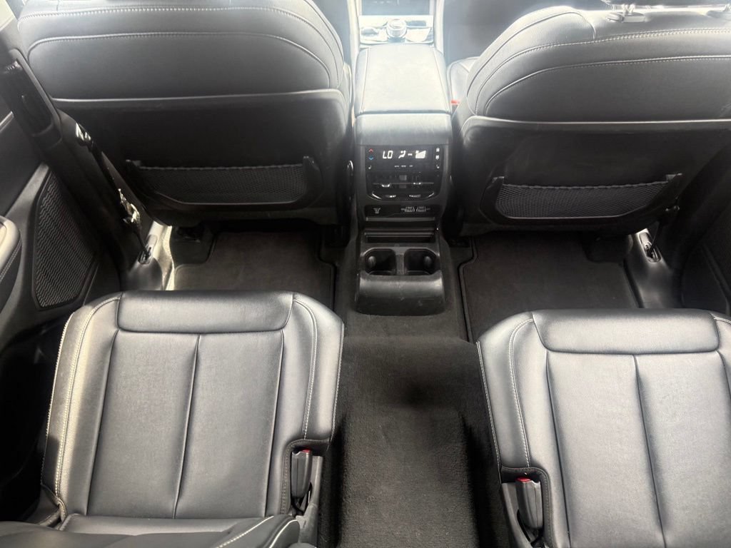Used 2023 Jeep Grand Cherokee L Limited AWD/4WD image 46