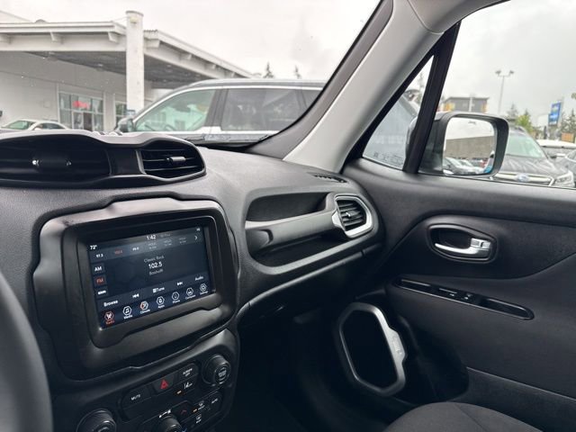 Used 2021 Jeep Renegade Latitude AWD/4WD image 24