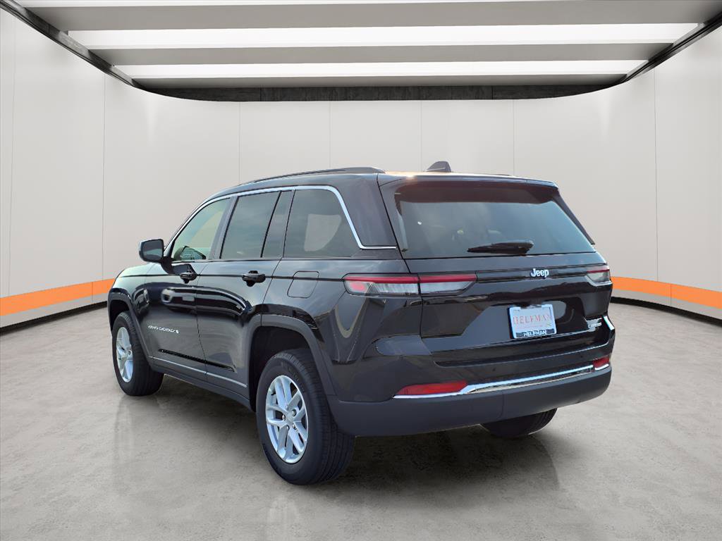 New 2025 Jeep Grand Cherokee Laredo X image 5