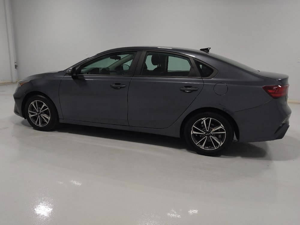 Used 2023 Kia Forte LXS w/ LXS Technology Package FWD image 3