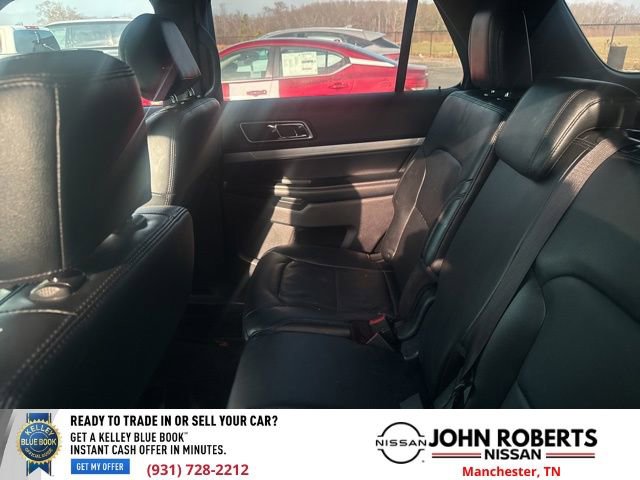 Used 2016 Ford Explorer XLT w/ Equipment Group 202A image 9
