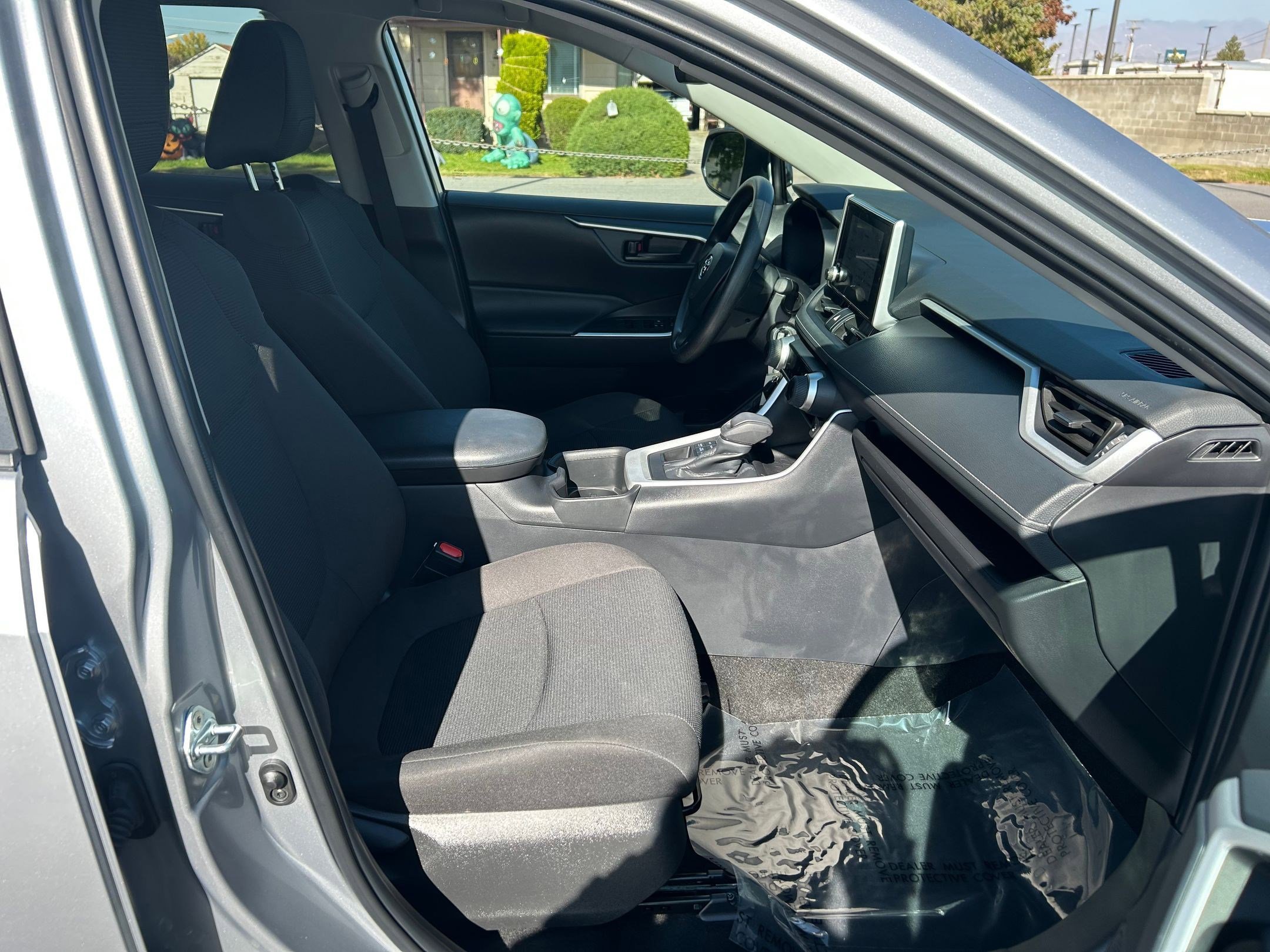 Certified 2024 Toyota RAV4 LE image 28