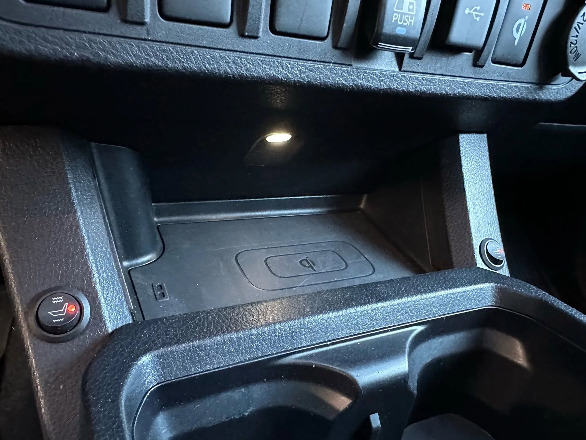 Used 2020 Toyota Tacoma TRD Off-Road w/ Technology Package image 16