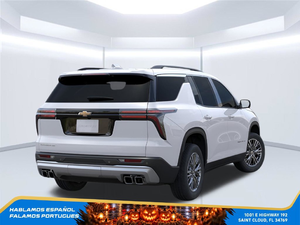 New 2027 Chevrolet Traverse LT FWD image 3