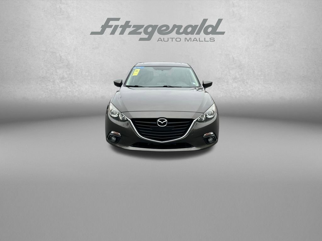 Used 2016 MAZDA MAZDA3 i Touring w/ Popular Equipment Package FWD image 2